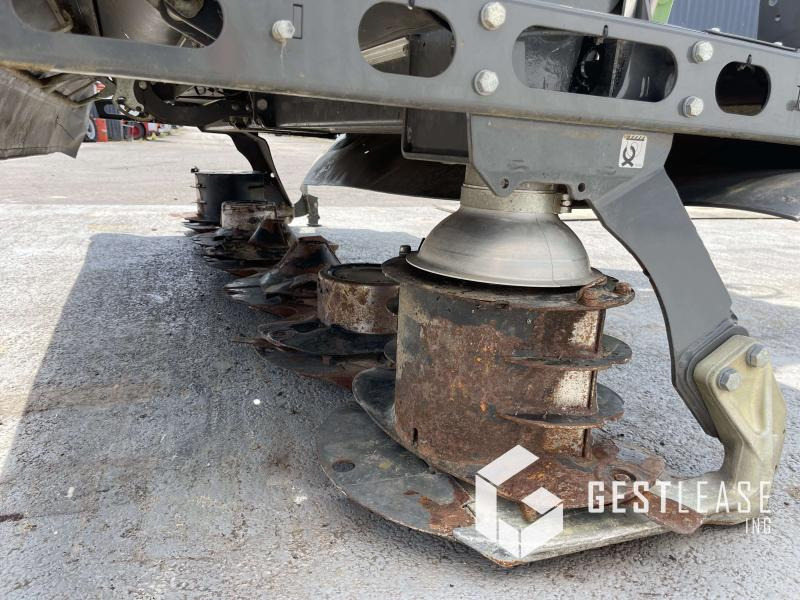 Fűkasza Fendt SLICER 310 FQ: 8 kép. Fűkasza Fendt SLICER 310 FQ: 8 kép.