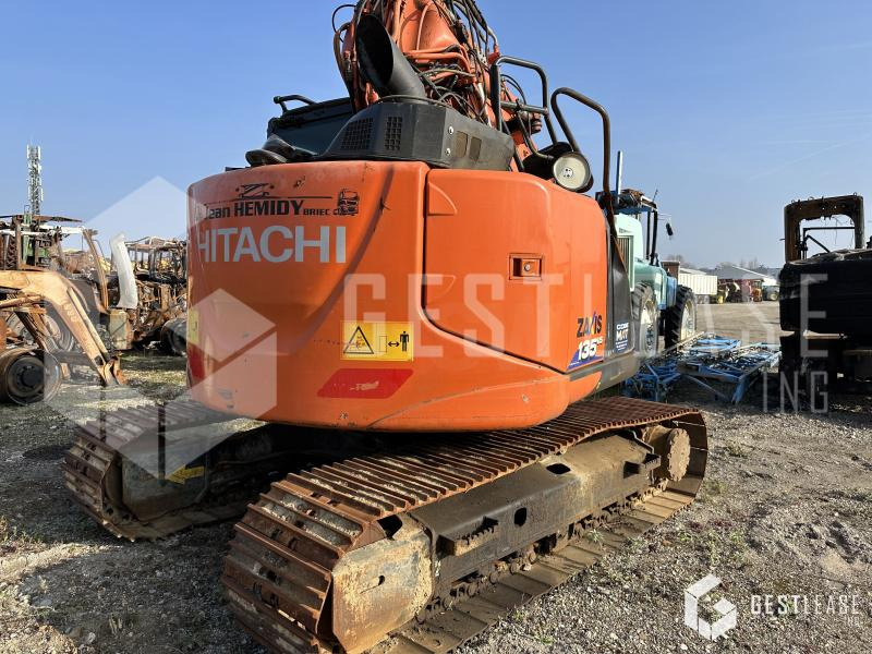 Hitachi ZAXIS 135 US - Lánctalpas kotró: 3 kép. Hitachi ZAXIS 135 US - Lánctalpas kotró: 3 kép.