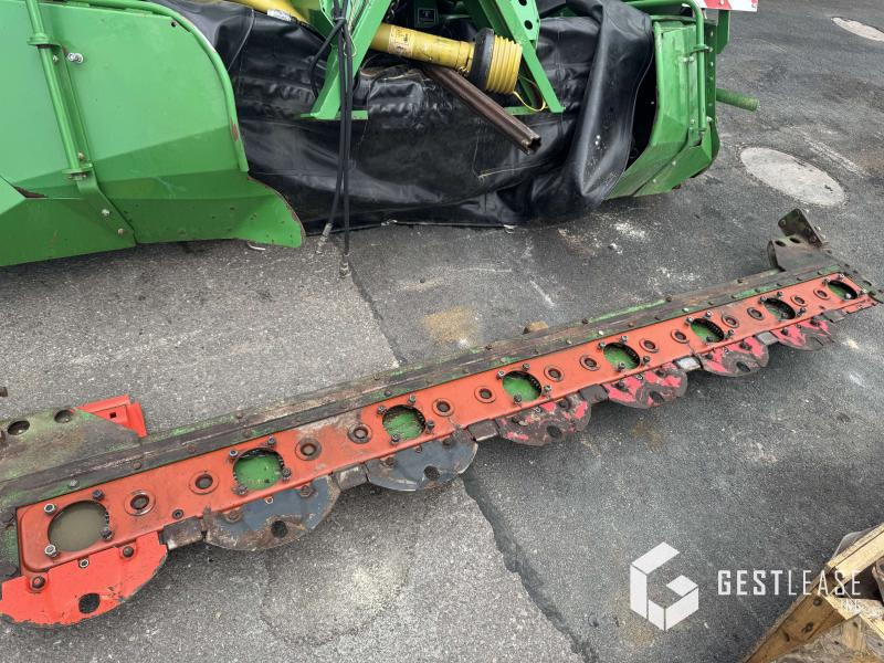 John Deere 131 - Fűkasza: 3 kép. John Deere 131 - Fűkasza: 3 kép.