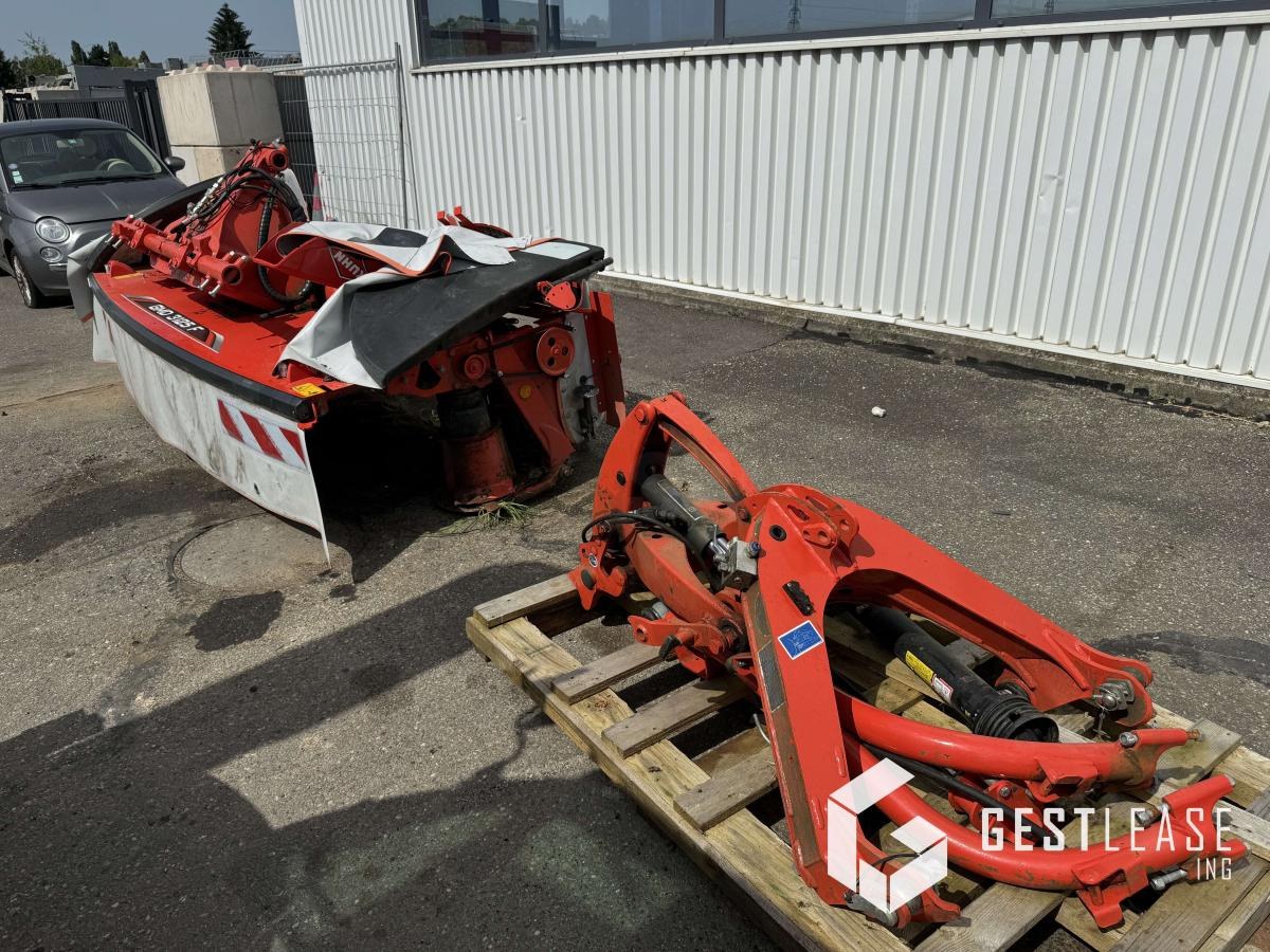 KUHN GMD3125F - Fűkasza: 2 kép. KUHN GMD3125F - Fűkasza: 2 kép.