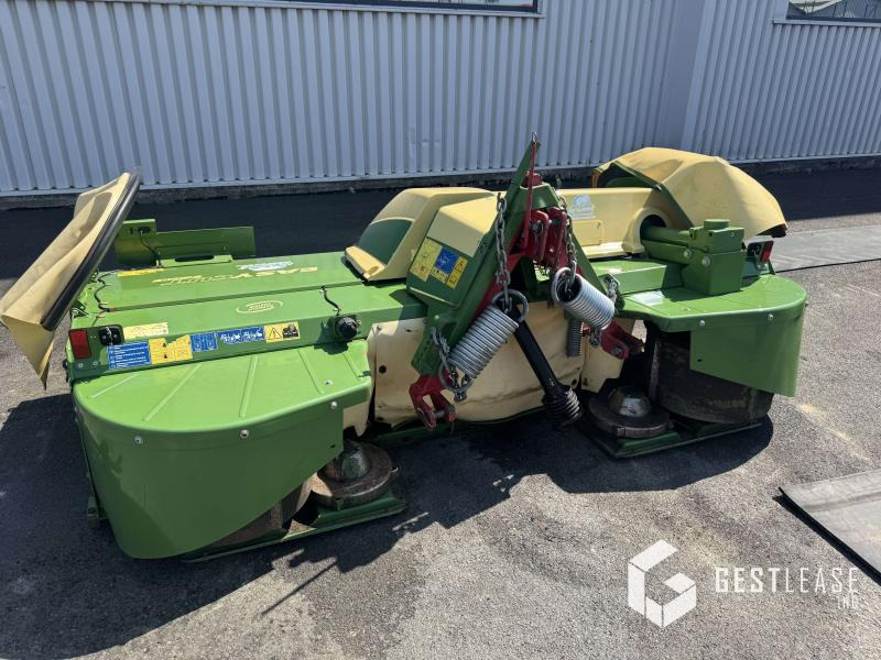 Krone EasyCut F320 - Fűkasza: 1 kép. Krone EasyCut F320 - Fűkasza: 1 kép.