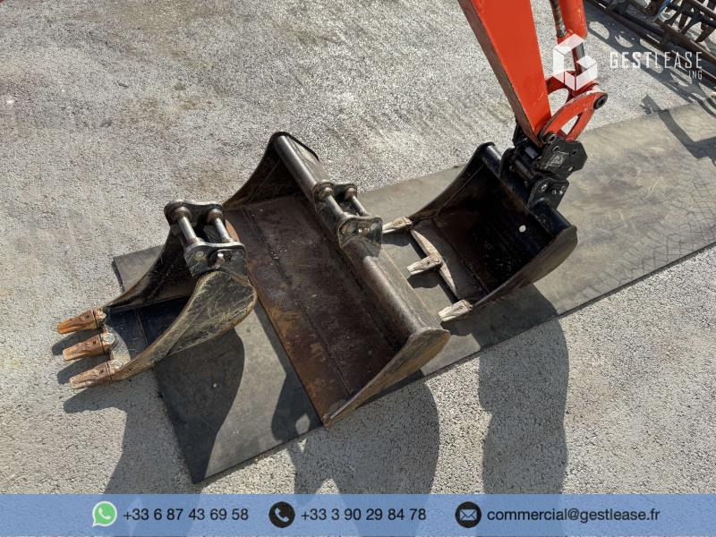Kubota Series U 10-3 - Minikotró: 5 kép. Kubota Series U 10-3 - Minikotró: 5 kép.