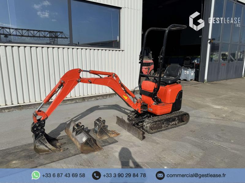 Kubota Series U 10-3 - Minikotró: 1 kép. Kubota Series U 10-3 - Minikotró: 1 kép.