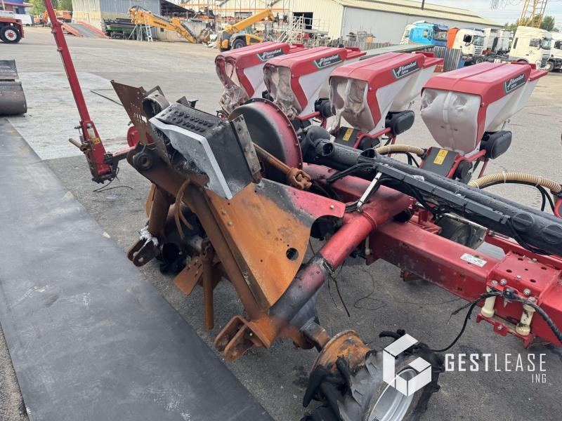 Kverneland OPTIMA 5 HD2 - Precíziós vetőgép: 5 kép. Kverneland OPTIMA 5 HD2 - Precíziós vetőgép: 5 kép.