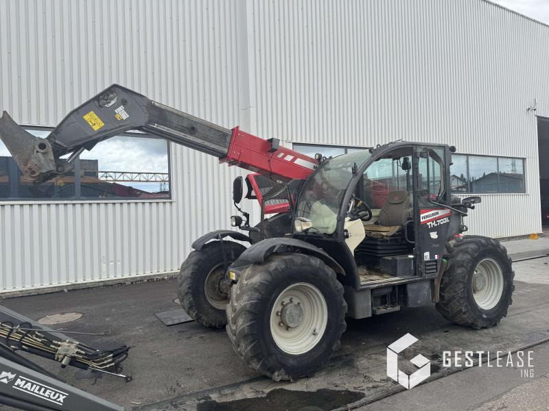 MASSEY FERGUSON TH 708 L - Tolóoszlopos targoncá: 1 kép. MASSEY FERGUSON TH 708 L - Tolóoszlopos targoncá: 1 kép.