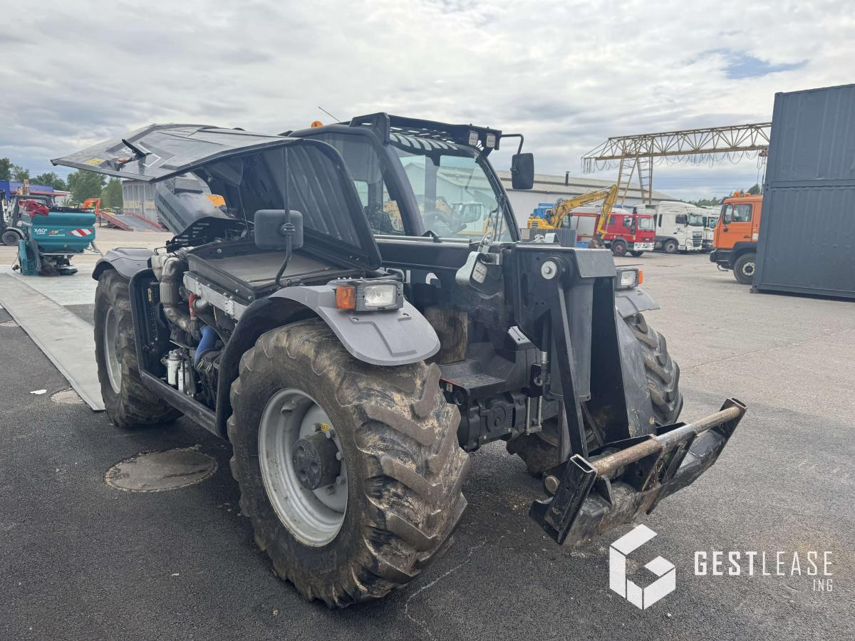 MERLO TF 35.7 CS-140 - Tolóoszlopos targoncá: 4 kép. MERLO TF 35.7 CS-140 - Tolóoszlopos targoncá: 4 kép.