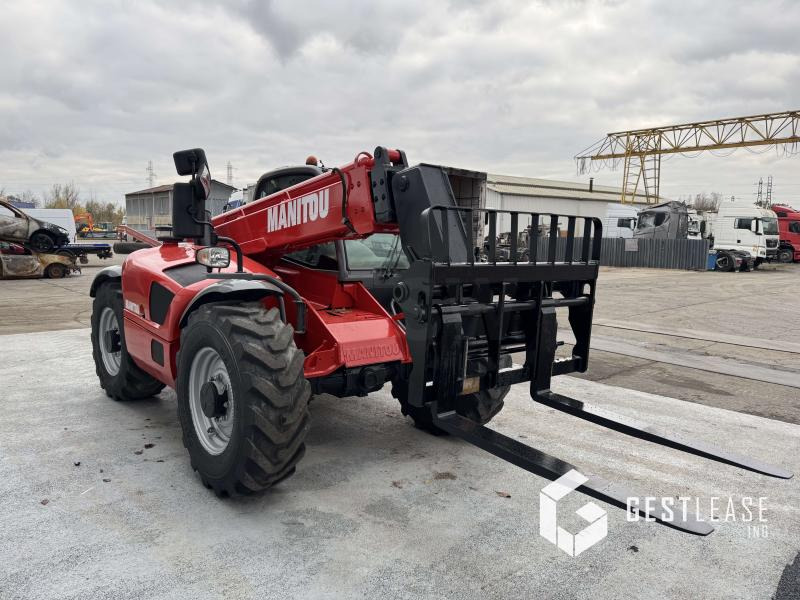 Manitou MT932 - Terepjáró képességű targoncá: 4 kép. Manitou MT932 - Terepjáró képességű targoncá: 4 kép.