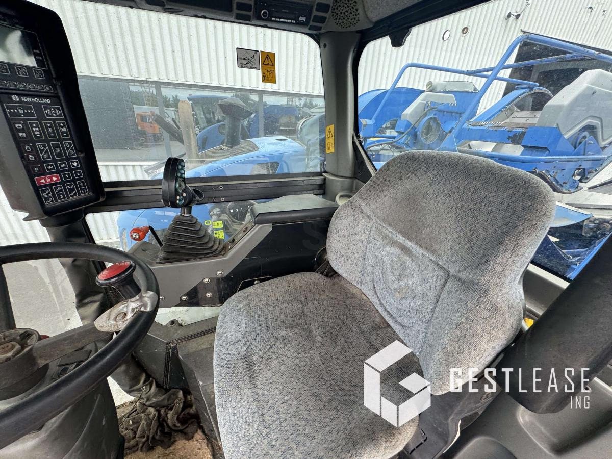 Új Szőlőkombájn New Holland VL6050: 15 kép. Új Szőlőkombájn New Holland VL6050: 15 kép.