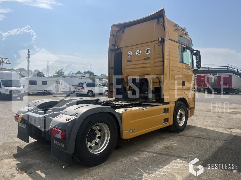MAN TGX 18.680 - Nyergesvontató: 3 kép. MAN TGX 18.680 - Nyergesvontató: 3 kép.