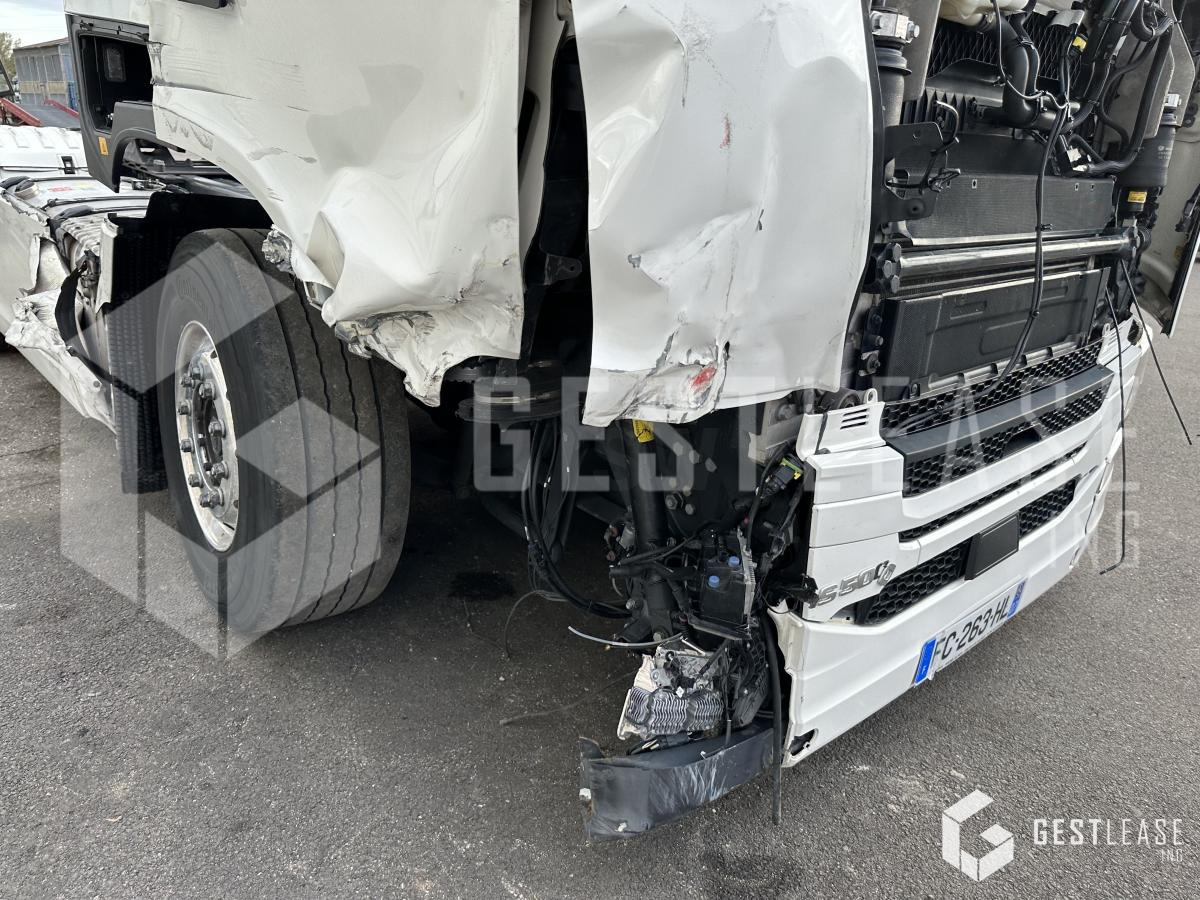 Scania S500 - Nyergesvontató: 5 kép. Scania S500 - Nyergesvontató: 5 kép.