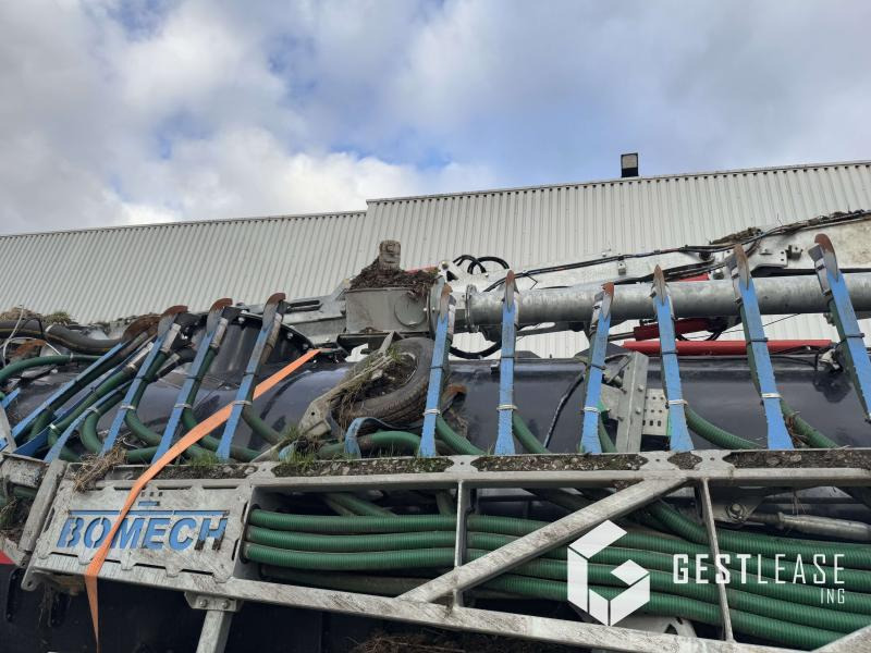 Szippantó tartálykocsi Pichon SV20R: 18 kép.