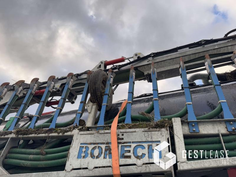 Szippantó tartálykocsi Pichon SV20R: 8 kép.