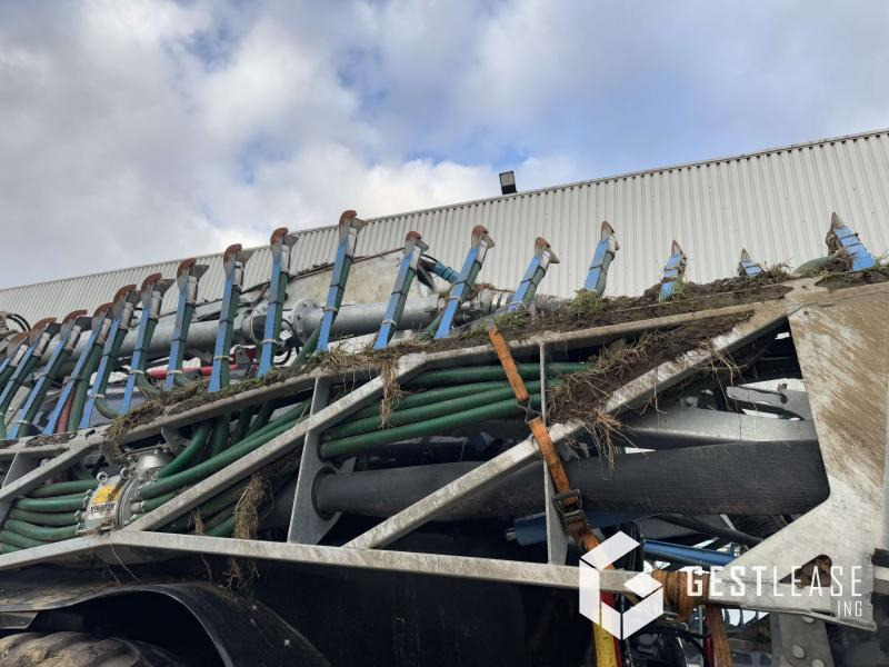 Szippantó tartálykocsi Pichon SV20R: 16 kép.