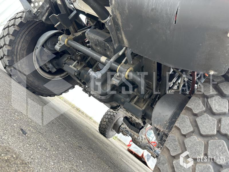 Tűzoltóautó Renault D-Series 250: 12 kép.