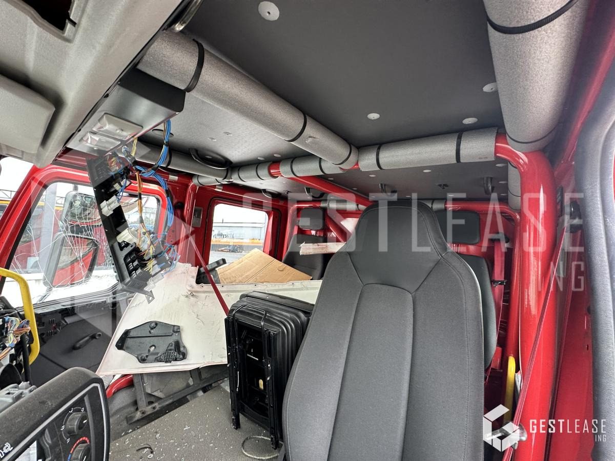 Tűzoltóautó Renault D-Series 250: 24 kép.