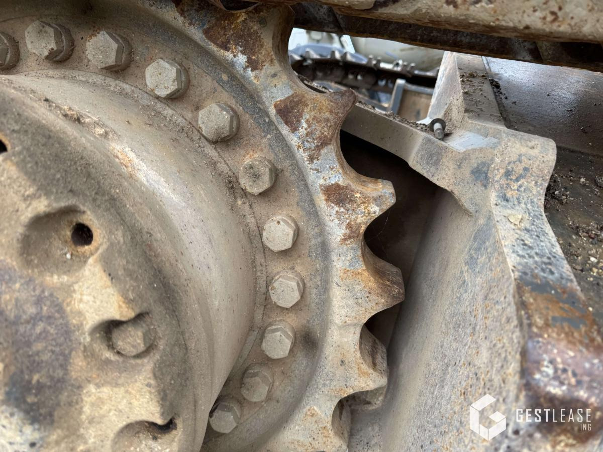 Lánctalpas kotró Volvo EC 480 EL: 26 kép. Lánctalpas kotró Volvo EC 480 EL: 26 kép.