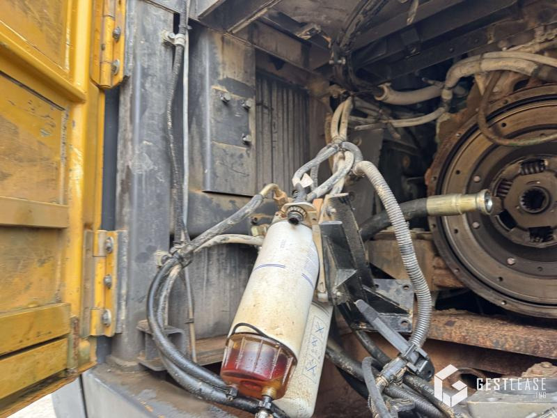 Lánctalpas kotró Volvo EC 480 EL: 15 kép. Lánctalpas kotró Volvo EC 480 EL: 15 kép.