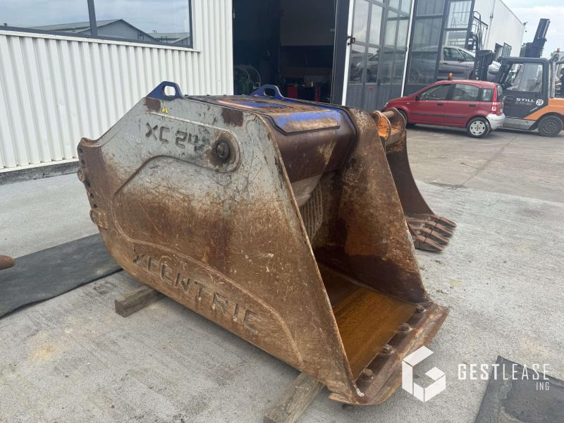 XCENTRIC XC24 - Törőgép: 1 kép. XCENTRIC XC24 - Törőgép: 1 kép.
