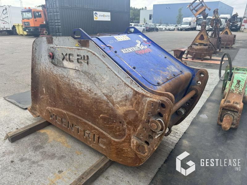 XCENTRIC XC24 - Törőgép: 3 kép. XCENTRIC XC24 - Törőgép: 3 kép.