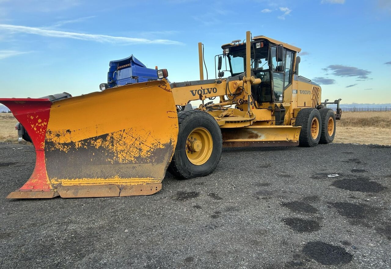 Volvo G960 - Gréder: 1 kép. Volvo G960 - Gréder: 1 kép.