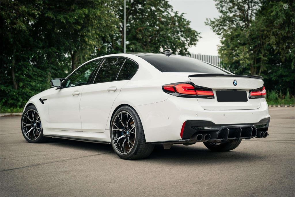 BMW - Autó: 4 kép. BMW - Autó: 4 kép.