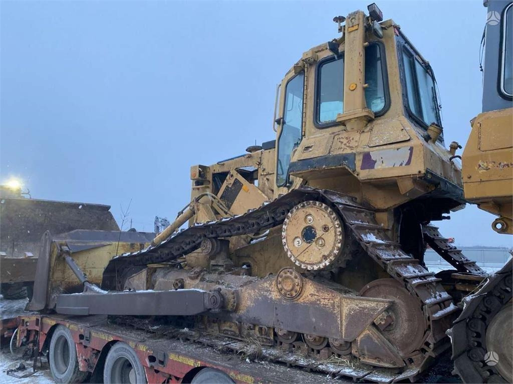 CAT D5H XL FOR SPARE PARTS - Buldózer: 4 kép. CAT D5H XL FOR SPARE PARTS - Buldózer: 4 kép.