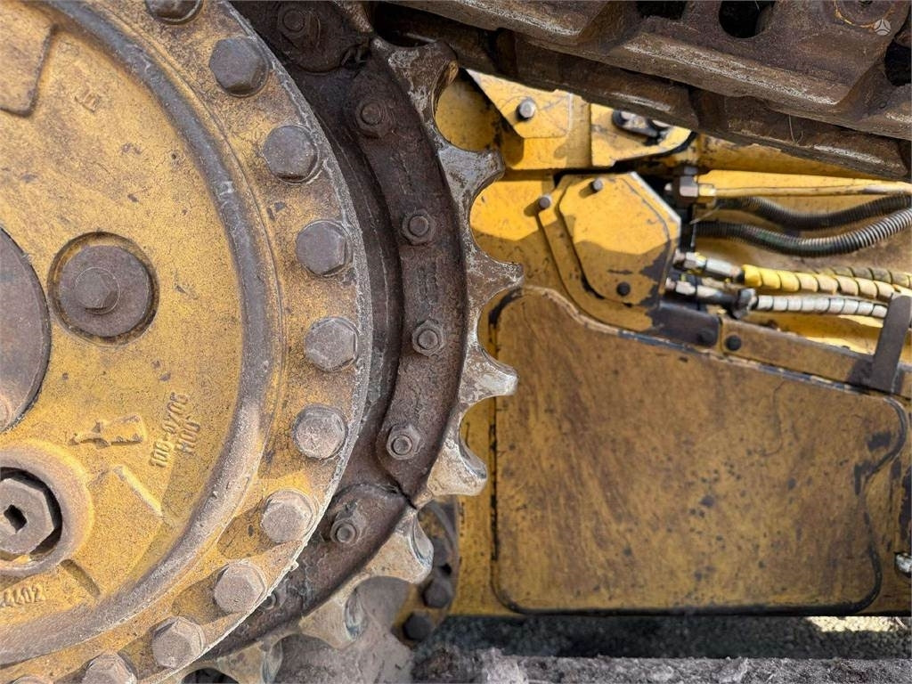 Buldózer CAT D5N LGP: 20 kép.