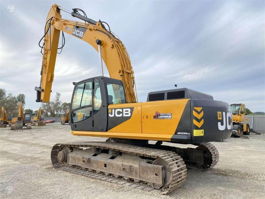 JCB JS 330 LC , ISUZU MANUAL PUMP - Lánctalpas kotró: 1 kép. JCB JS 330 LC , ISUZU MANUAL PUMP - Lánctalpas kotró: 1 kép.