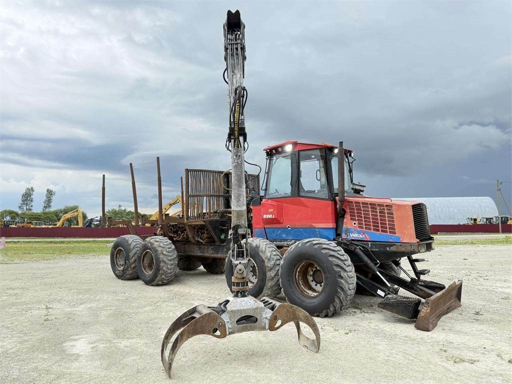 Valmet 890.1 , Cranab 1250 - Kihordó: 1 kép. Valmet 890.1 , Cranab 1250 - Kihordó: 1 kép.