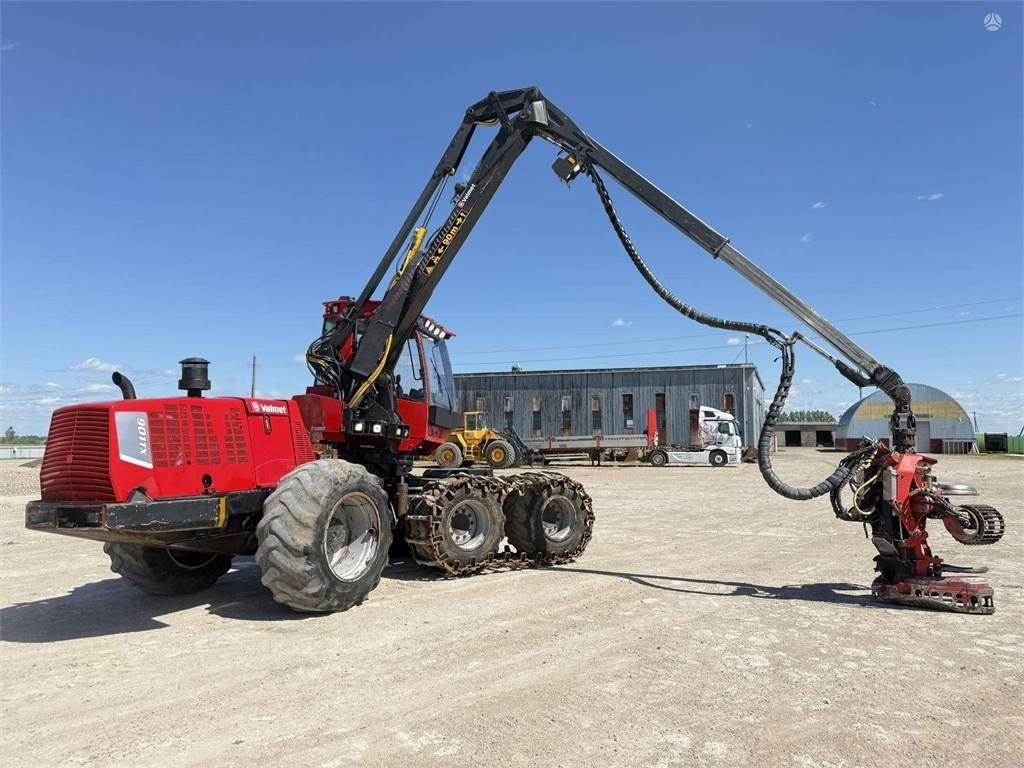 Fakitermelő gép Valmet 901 TX , SP561LF: 7 kép. Fakitermelő gép Valmet 901 TX , SP561LF: 7 kép.