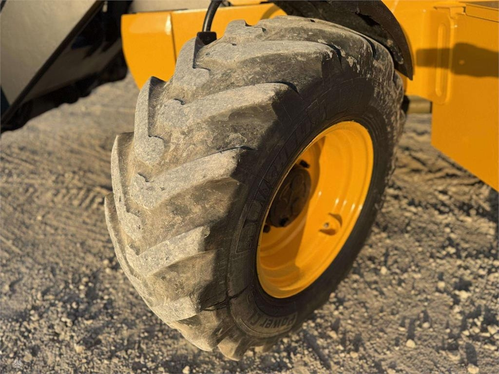 Kotrórakodó Volvo BL 71: 24 kép. Kotrórakodó Volvo BL 71: 24 kép.