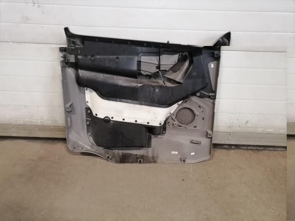 DAF Door trim panel 1665970 - Ajtó és alkatrészek - Teherautó: 3 kép. DAF Door trim panel 1665970 - Ajtó és alkatrészek - Teherautó: 3 kép.