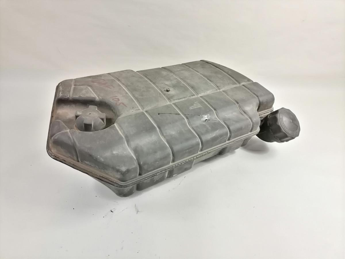 DAF Expansion tank DBDA003TT - Univerzális alkatrész - Teherautó: 2 kép. DAF Expansion tank DBDA003TT - Univerzális alkatrész - Teherautó: 2 kép.