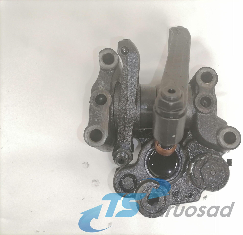 DAF Set of rockers with shaft 1732002 - Univerzális alkatrész - Teherautó: 3 kép. DAF Set of rockers with shaft 1732002 - Univerzális alkatrész - Teherautó: 3 kép.