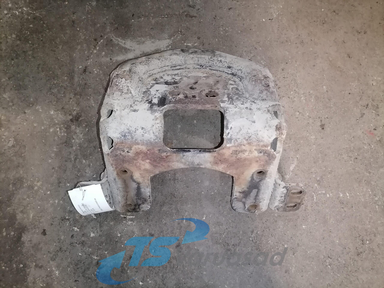 MAN Air spring bracket 81354405016 - Légrugó - Teherautó: 2 kép. MAN Air spring bracket 81354405016 - Légrugó - Teherautó: 2 kép.