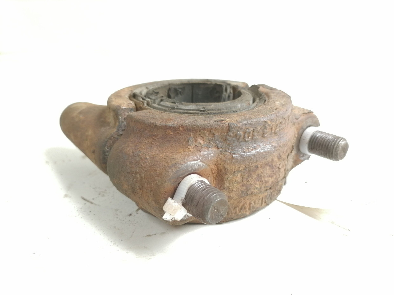 MAN Anti-roll bar bracket 81437183044 - Stabilizátor rúd - Teherautó: 3 kép. MAN Anti-roll bar bracket 81437183044 - Stabilizátor rúd - Teherautó: 3 kép.