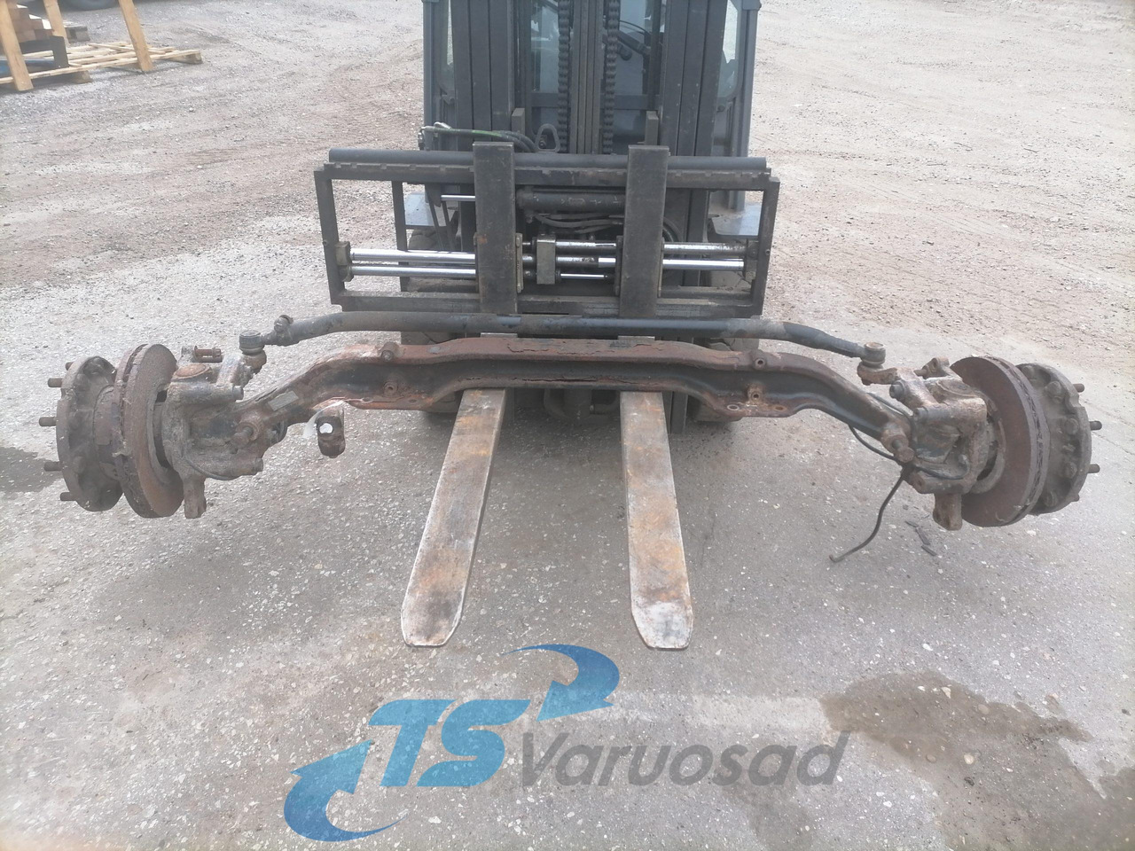 MAN Axel housing 81413030080 - Első tengely - Teherautó: 1 kép. MAN Axel housing 81413030080 - Első tengely - Teherautó: 1 kép.