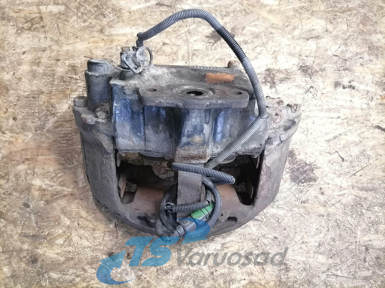 MAN Brake caliper 68324244 - Fék alkatrészek - Teherautó: 2 kép. MAN Brake caliper 68324244 - Fék alkatrészek - Teherautó: 2 kép.