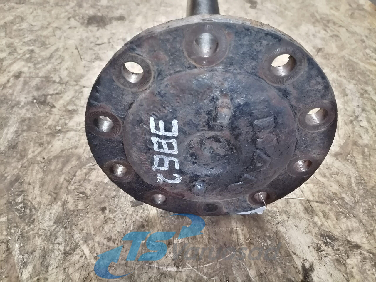 MAN Drive shaft 81355020146 - Féltengely - Teherautó: 3 kép. MAN Drive shaft 81355020146 - Féltengely - Teherautó: 3 kép.