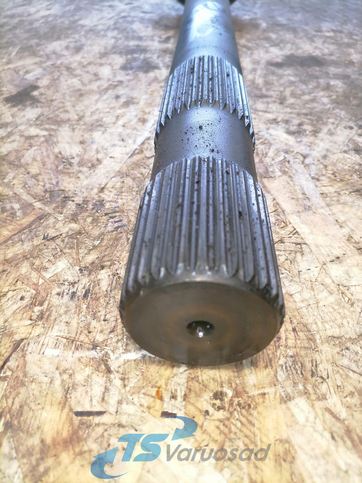 MAN Drive shaft 81355020147 - Féltengely - Teherautó: 3 kép. MAN Drive shaft 81355020147 - Féltengely - Teherautó: 3 kép.