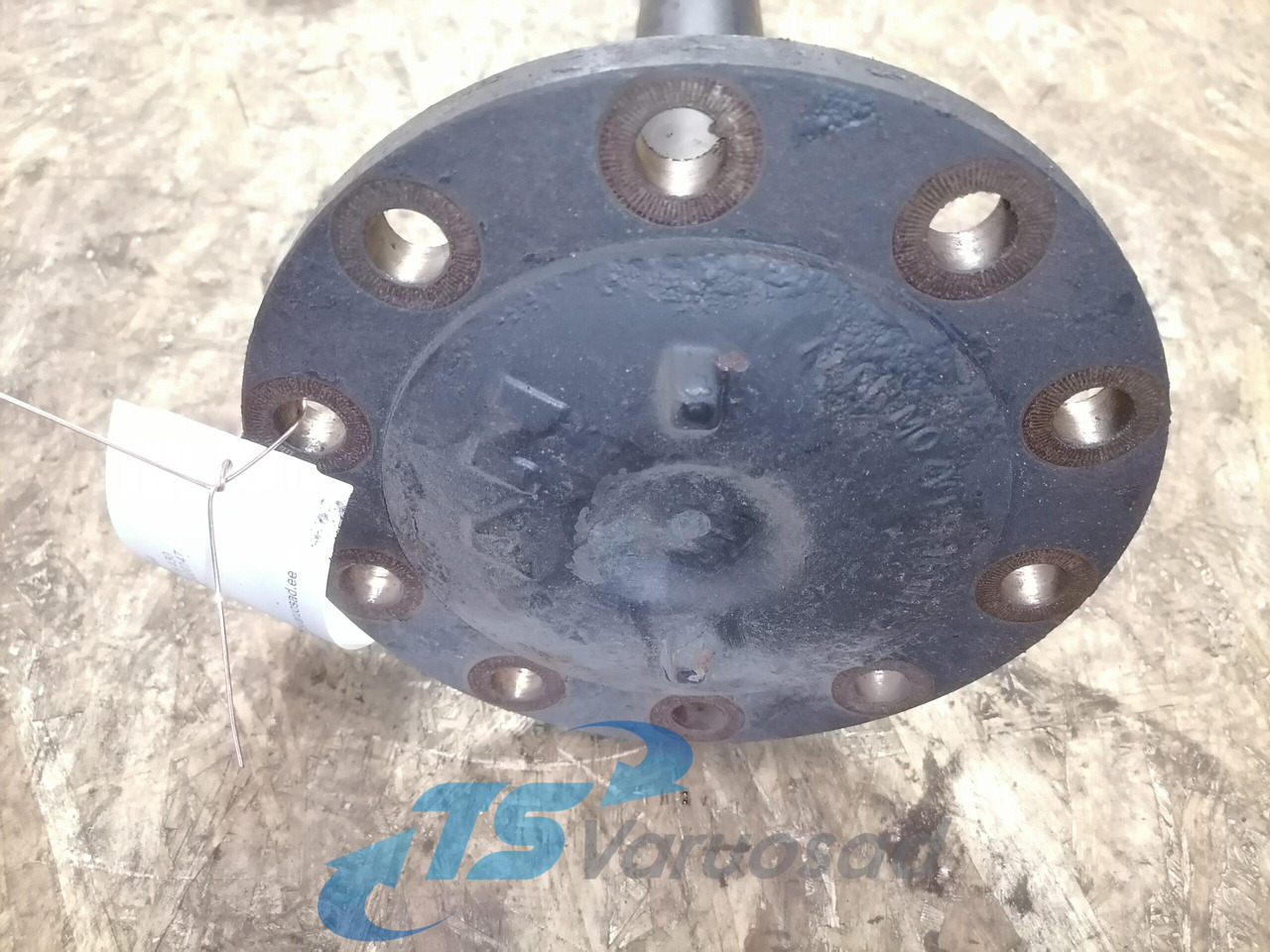 MAN Drive shaft 81355020147 - Féltengely - Teherautó: 3 kép. MAN Drive shaft 81355020147 - Féltengely - Teherautó: 3 kép.