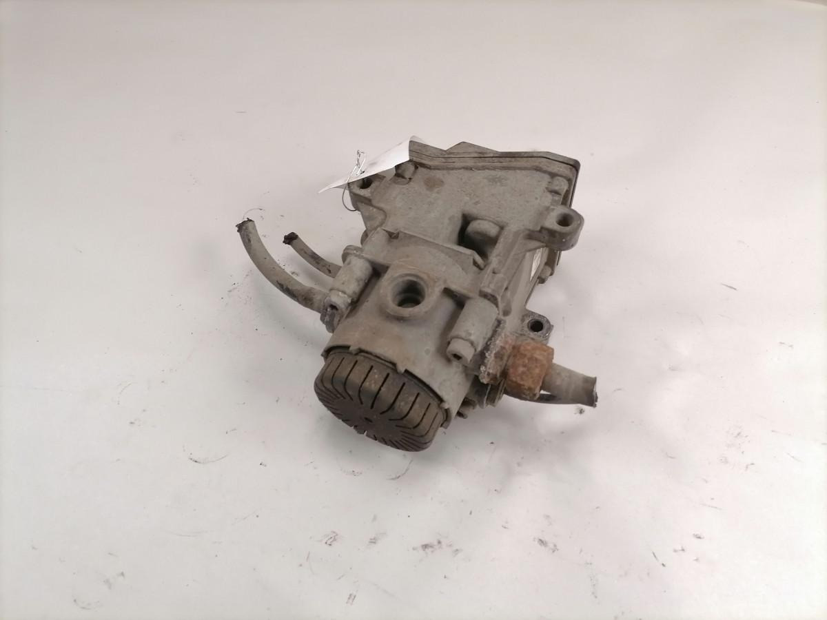 MAN EBS brake valve 0486203023 - Fékszelep - Teherautó: 3 kép. MAN EBS brake valve 0486203023 - Fékszelep - Teherautó: 3 kép.