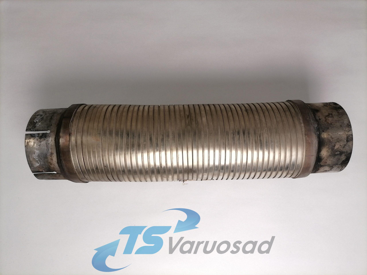 MAN Exhaust pipe 81152100114 - Hangtompító - Teherautó: 1 kép. MAN Exhaust pipe 81152100114 - Hangtompító - Teherautó: 1 kép.