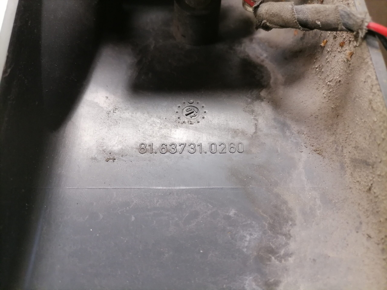 MAN Küljepeegel, parem 81637306434 - Visszapillantó tükör - Teherautó: 4 kép. MAN Küljepeegel, parem 81637306434 - Visszapillantó tükör - Teherautó: 4 kép.