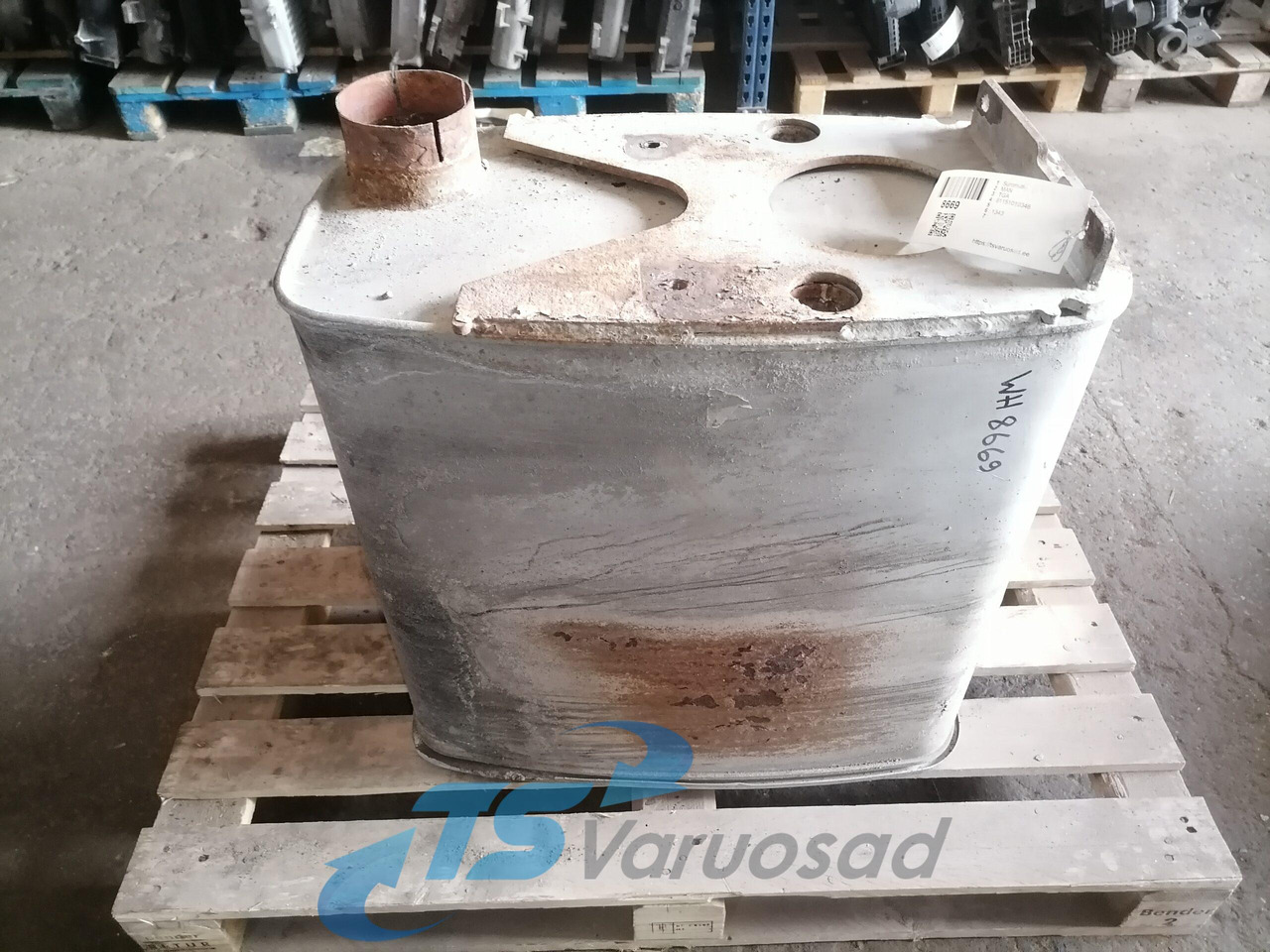 MAN Muffler 81151010346 - Hangtompító - Teherautó: 4 kép. MAN Muffler 81151010346 - Hangtompító - Teherautó: 4 kép.