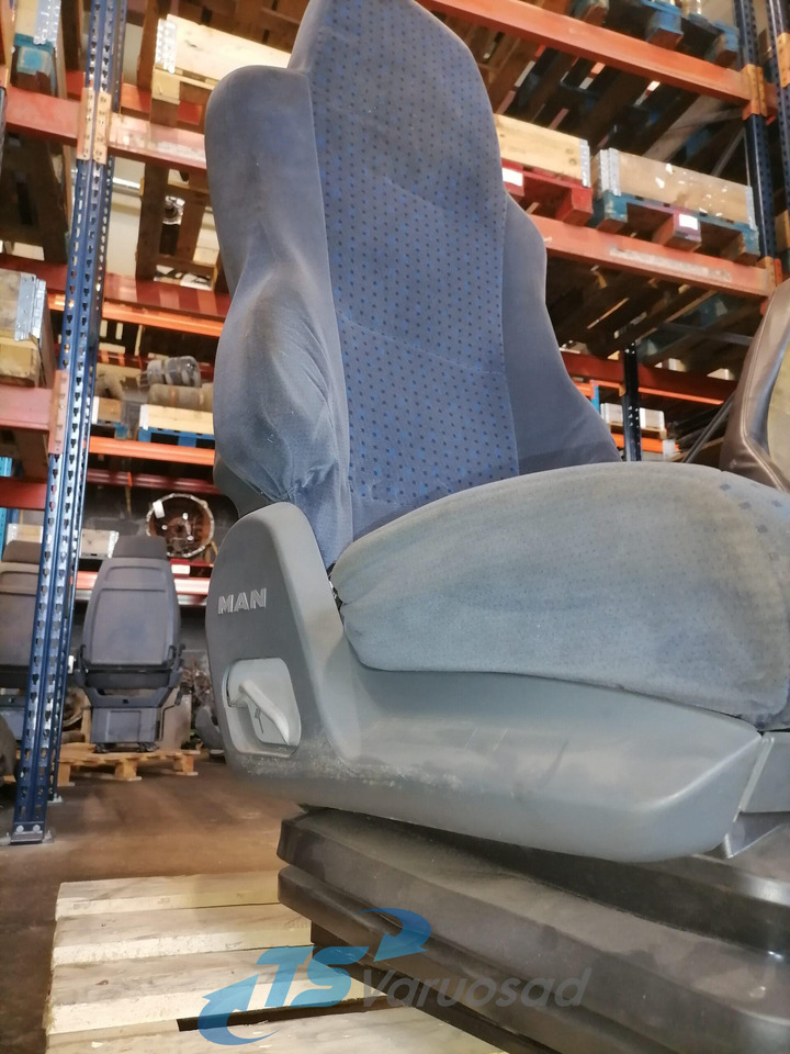 MAN Passenger seat - Ülés - Teherautó: 5 kép. MAN Passenger seat - Ülés - Teherautó: 5 kép.