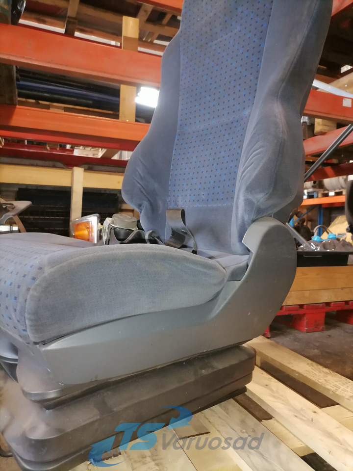 MAN Passenger seat - Ülés - Teherautó: 4 kép. MAN Passenger seat - Ülés - Teherautó: 4 kép.