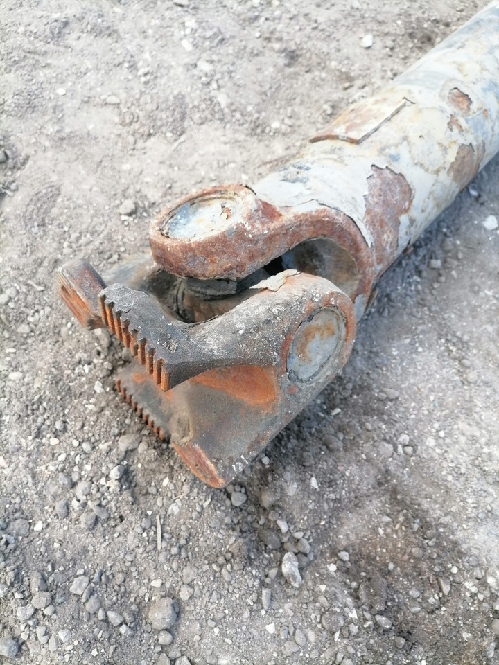 MAN Propeller shaft 81393256152 - Kardántengely - Teherautó: 4 kép. MAN Propeller shaft 81393256152 - Kardántengely - Teherautó: 4 kép.