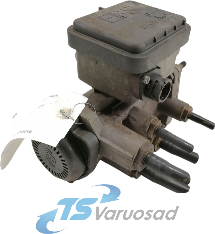 MAN Trailer brake pressure control 81523016212 - Fékszelep - Teherautó: 1 kép. MAN Trailer brake pressure control 81523016212 - Fékszelep - Teherautó: 1 kép.
