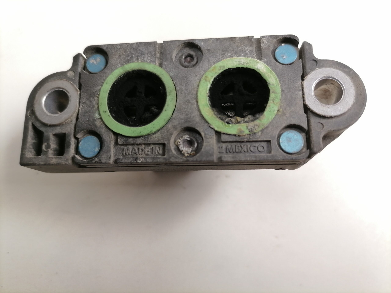 Mercedes-Benz Andur, väljalaske rõhk A4701530328 - Érzékelő - Teherautó: 3 kép. Mercedes-Benz Andur, väljalaske rõhk A4701530328 - Érzékelő - Teherautó: 3 kép.